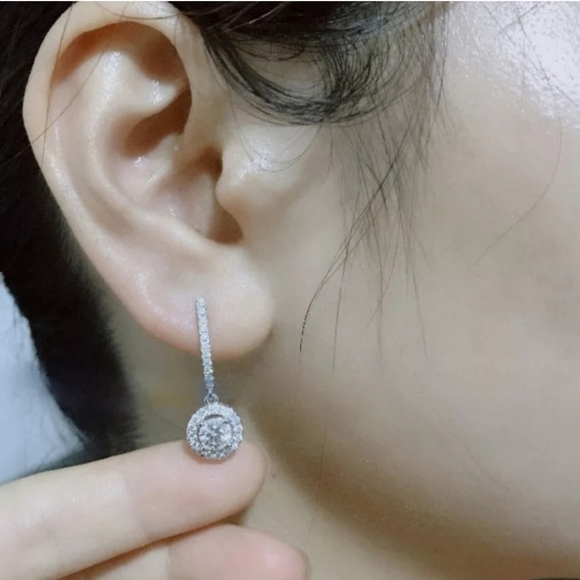 SOLD SOLD SOLDGorgeous Rounded Drop Dangle Earrings - Picture 2 of 3